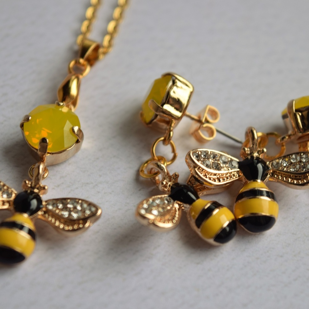 Bees Jewelry Set, Spring Accessories - Picture 5 of 8